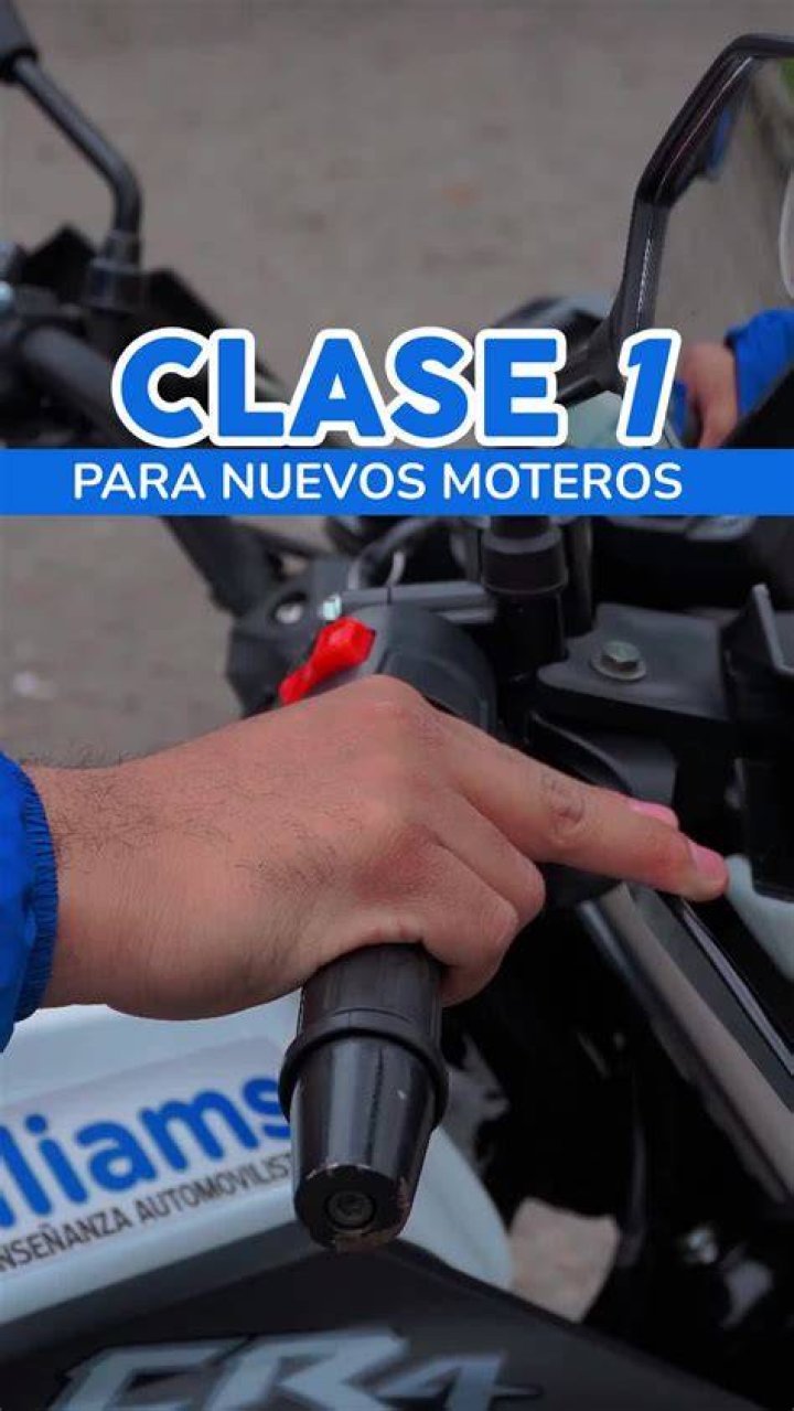 ¿Cómo prender un moto e4?