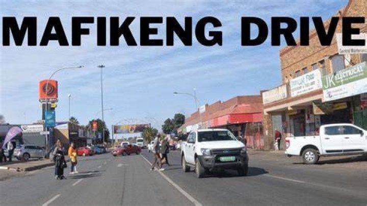 How far is Klerksdorp from Mafikeng?