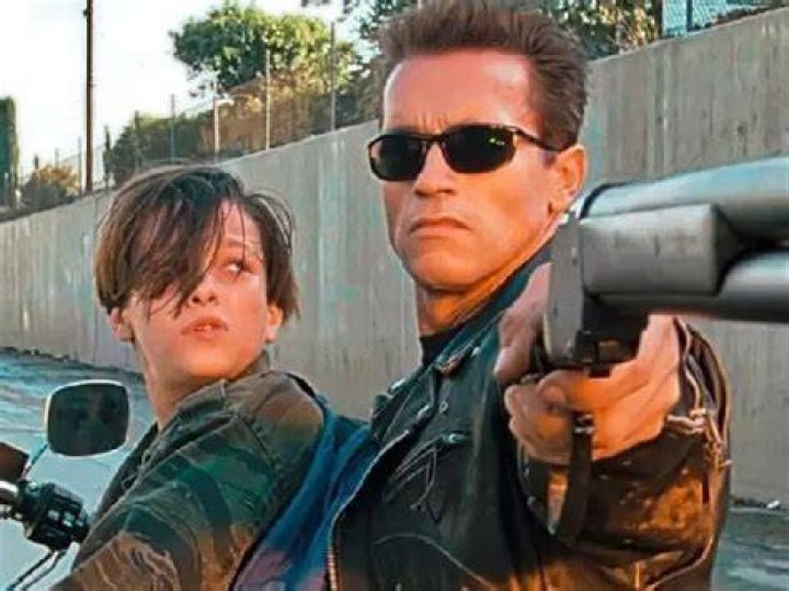 Is Arnold Schwarzenegger a bad guy in Terminator?