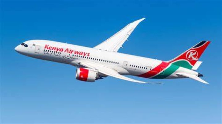 What airlines fly to Nairobi Kenya?